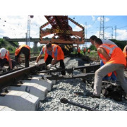 Строительство и ремонт железнодорожных путей